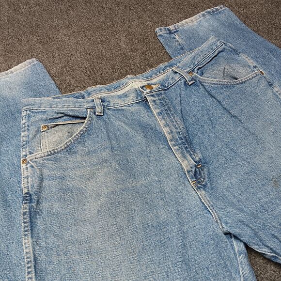 Wrangler Jeans Men 38x34‎ Blue Reuglar Fit Straight Leg Casual Everyday Workwear - Picture 2 of 12